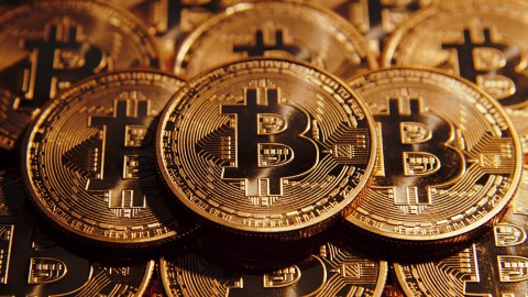 Bitkoin ən yüksək qiymətə çatdı