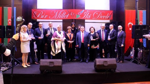 İstanbulda Zəfər Günü 