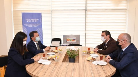 Məcburi köçkünlərə DƏSTƏK