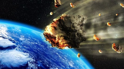 Yerə təhlükəli asteroid yaxınlaşır