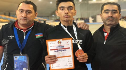 Taekvondoçumuz erməniyə qalib gəldi - Çempion oldu