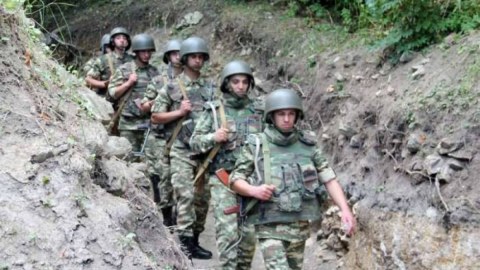 Hərbçinin statusunun saxlanıldığı halların sayı ARTIRILIR