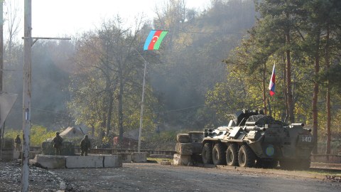 Ordumuzun 3 hərbçisi YARALANIB