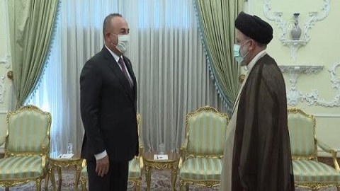 Rəisi Çavuşoğlunu qəbul etdi - İran Türkiyə ilə razılığa gəldi
