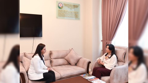 Ombudsman “Yüksəliş”in qalibi ilə görüşdü