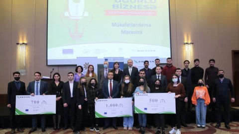 Universitetin komandası qalib oldu