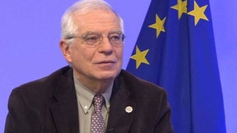 Borrell Belarus XİN başçısı ilə qaçqınları müzakirə etdi  