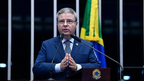 Braziliya senatoru Azərbaycana səfərindən DANIŞDI