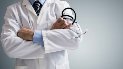 Xəstəxananın cərrahına cinayət işi açıldı