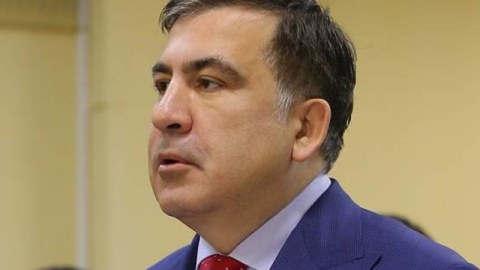 Saakaşvili aclıq aksiyasını DAYANDIRIR