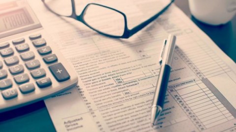 Ümumi gəlirlərin 89%-i Bakının payına düşür