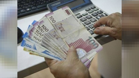 Rüsumlarla bağlı dəyişikliklər II oxunuşda TƏSDİQLƏNDİ