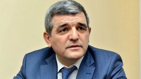 Deputat bələdiyyələrin fəaliyyətini tənqid etdi: 