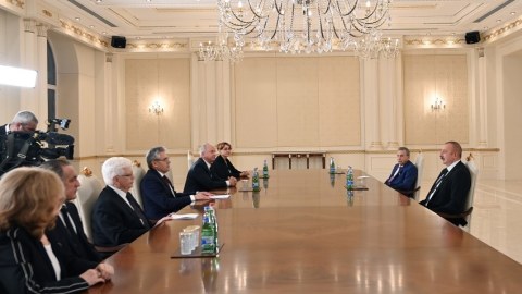 Prezident Aleksandr Sergeyevi QƏBUL ETDİ
