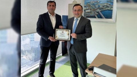 “Firudin bəy Köçərli” mükafatı bp-nin vitse-prezidentinə təqdim edildi