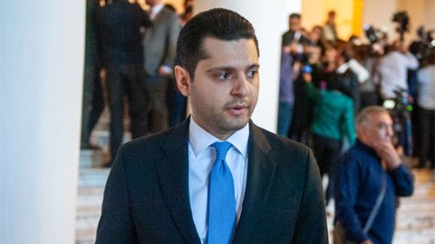 29 yaşlı erməni Paşinyana müavini təyin olundu