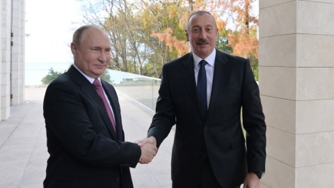 “Sağ olun ki, gəlməyə razılıq verdiniz” - Putin 