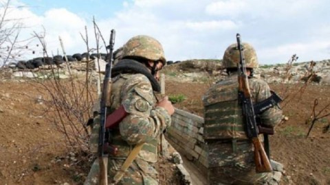 Ermənistan ordusunda yeni HƏBSLƏR: Zəngəzurdakı döyüşdən qaçan komandirlər saxlanıldı