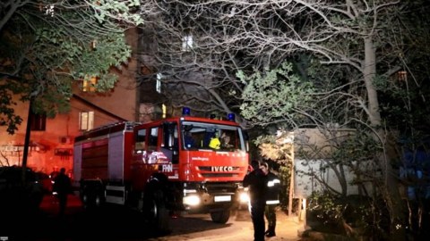 Yaşayış binasında YANĞIN