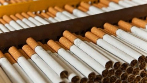 İrandan Azərbaycana qanunsuz siqaret gətirmək istədilər