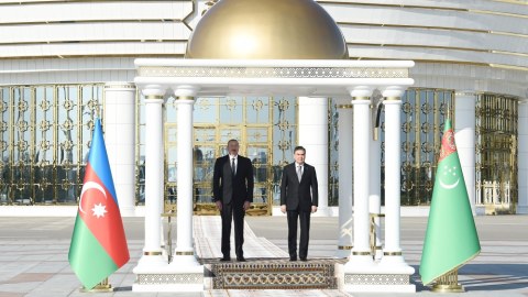 Ölkə başçısı Türkmənistanda - Fotolar