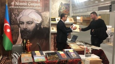 Yunanıstanda Azərbaycan stendi: "Xəmsə" heyran qoydu