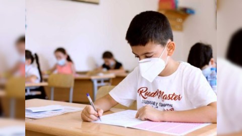COVID-19-a yoluxmuş şagirdlərin SAYI