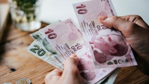 Lirə yenidən UCUZLAŞDI