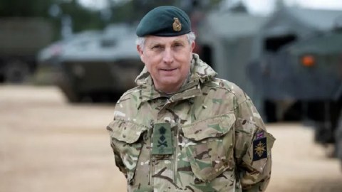 Britaniyanın Baş qərargah rəisi istefa verdi