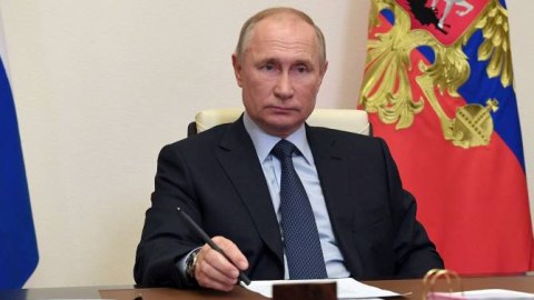 Putin 500 jurnalist üçün mətbuat konfransı KEÇİRƏCƏK