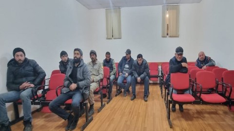 Xocəvəndə keçmək istəyən 9 nəfər SAXLANILDI