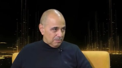 “Atam mənə heç bir kömək olmadı” - Şair Qabilin oğlu - VİDEO