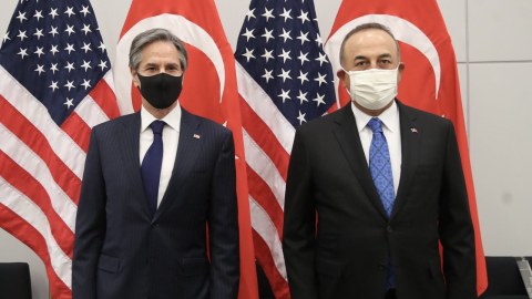 Çavuşoğlu Blinkenlə Azərbaycanı müzakirə etdi