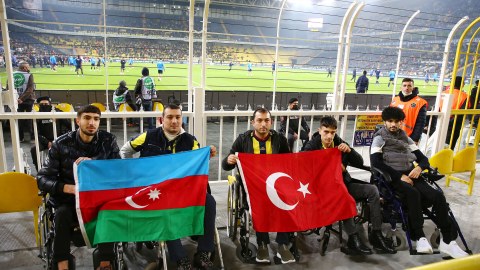 Qazilərimiz Türkiyədə futbol izlədilər - FOTOLAR