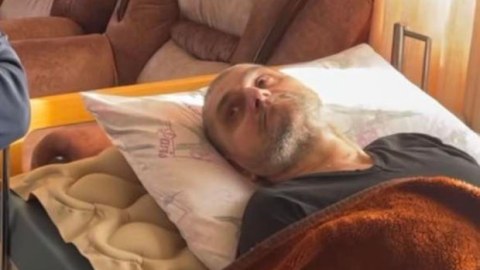 Meyxanaçı Kərimin oğlundan Nazilə Səfərliyə ETİRAZ: “Xəstə yanına çəkilişlə gəlmirlər”