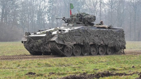 Tank və zirehli maşın toqquşdu, ölənlər var