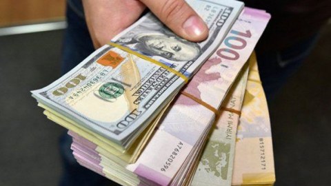 Dolların məzənnəsi sabit qaldı