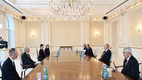 İlham Əliyev “TOTAL” şirkətinin prezidentini qəbul etdi