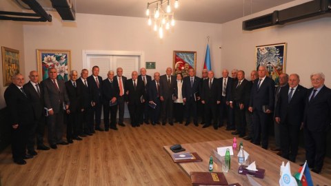 Ağsaqqalar erkən nikah və boşanmaları müzakirə etdi - FOTOLAR