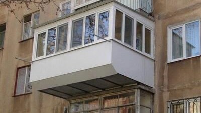5-ci mərtəbədən yıxıldı - SAĞ QALDI