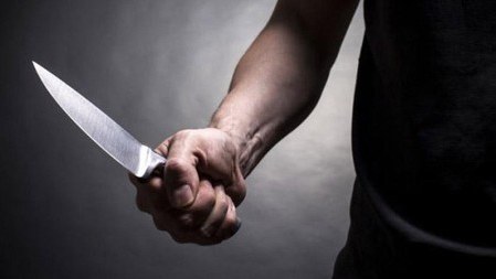 Tovuzda iki qardaş bıçaqlandı - Biri öldü