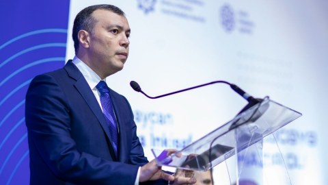 Qadınlarla kişilərin əmək haqqında fərq var - NAZİR