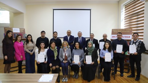 Tələbə və müəllimlər üçün təlim keçirildi