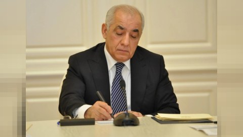 Baş nazirdən dövlət qəzetləri ilə bağlı QƏRAR