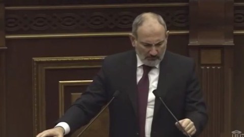 Paşinyanı “tok” vurdu - VİDEO