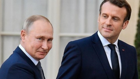Gələn həftə Putinlə Makron danışacaq