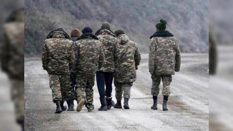 Ermənistanda hərbçilər həbs edildi
