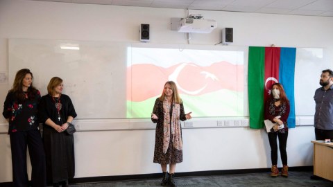 Londonda Azərbaycan məktəbi açıldı