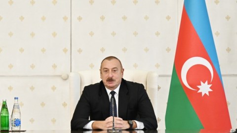 “O biabırçı halı görəndə mənim də ürəyim ağrıyır”   