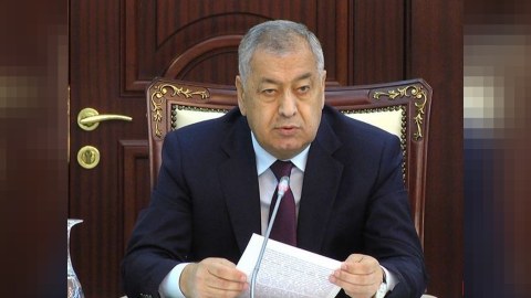 Reket jurnalistlərin arxasında bəzi nazirlər DAYANIR